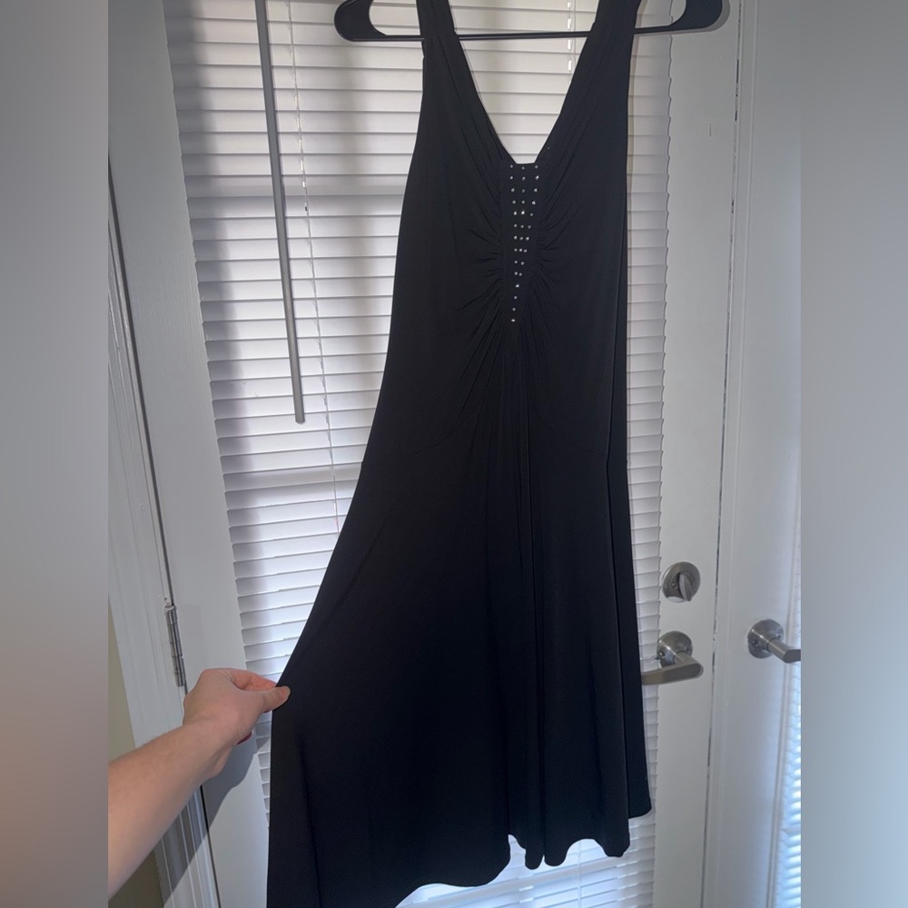 Elegant Black V-Neck Maxi Dress with Stud Detail